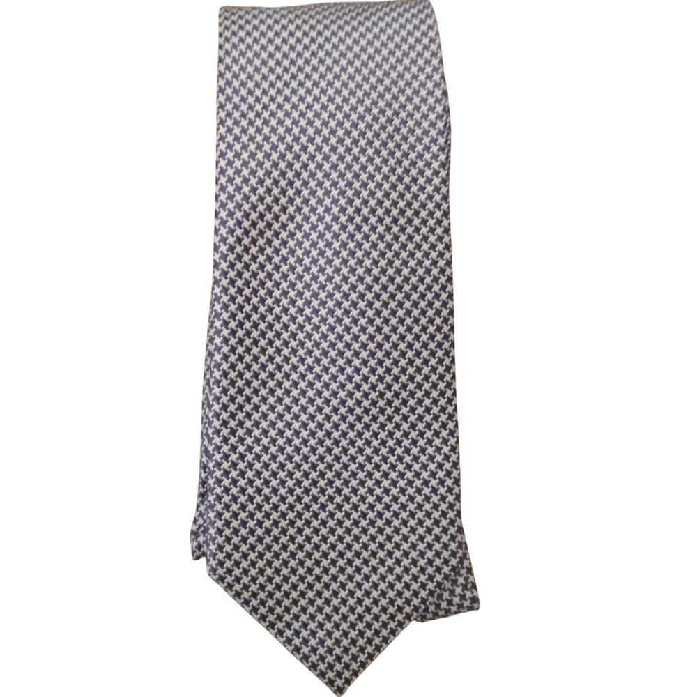 Jos A Bank Heritage Collection Mens Silk Tie Plum White MicroHoundstooth 3" wide